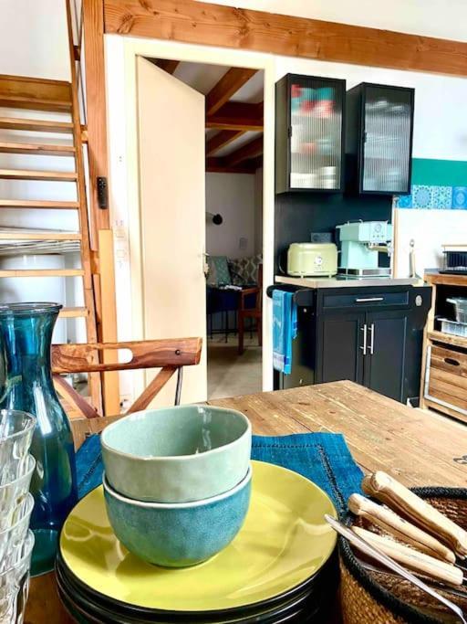 Duplex Arago Au Coeur De Sete, Comme Une Petite Maison Exterior foto
